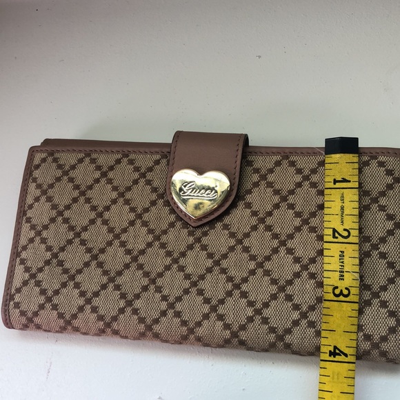 Gucci Long Wallet Rose with Gold Gucci Heart EUC - Picture 15 of 15